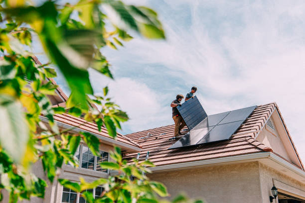 Best Roof Gutter Cleaning  in Samoset, FL